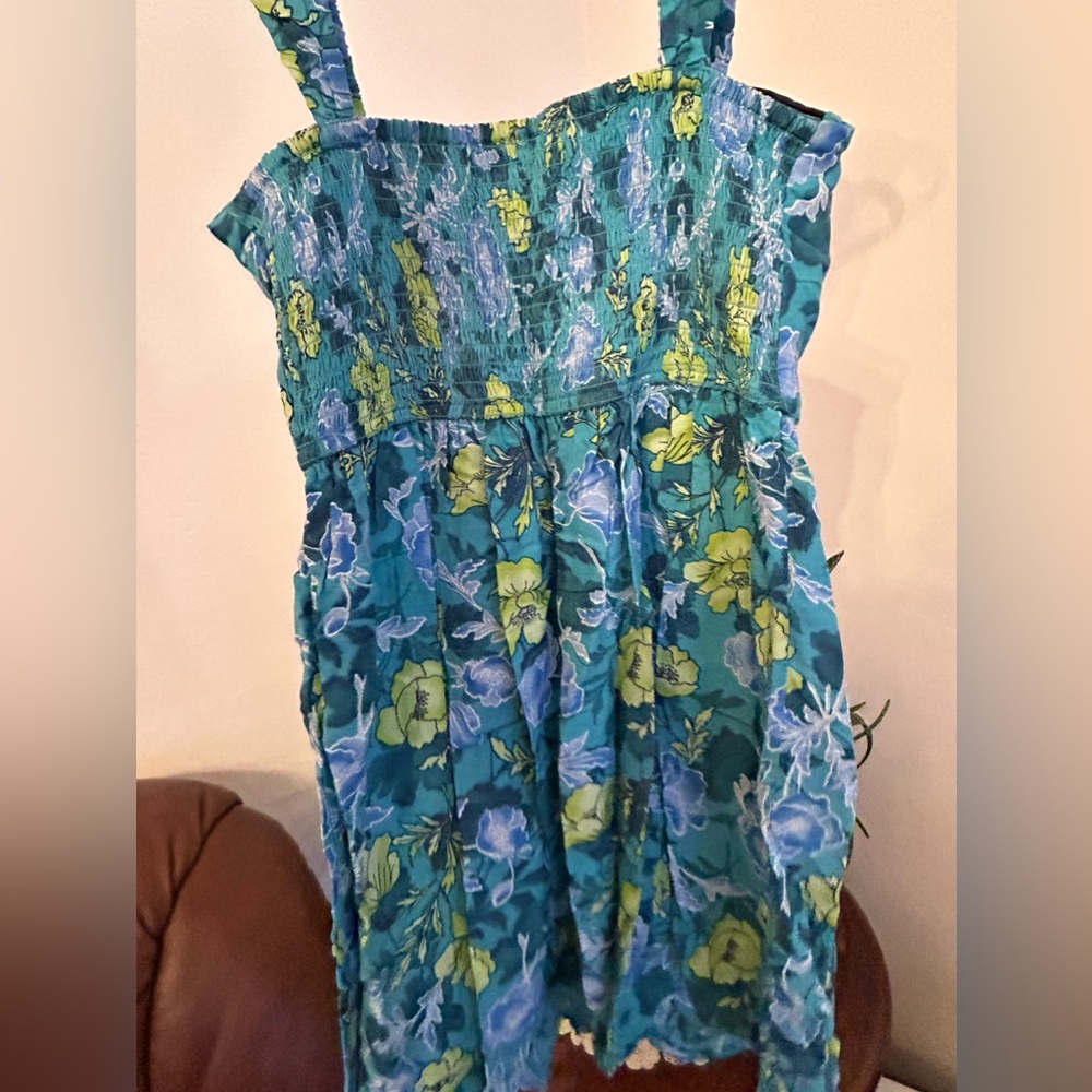 Summer Dress - Picture 3 of 4